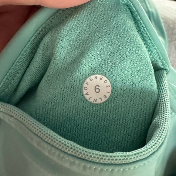 Lululemon On Pace Shorts - Picture 9 of 12